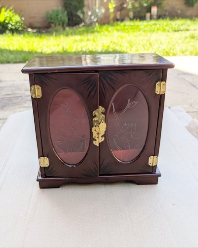 Vintage wooden jewellery box - vintage,
