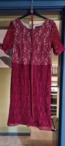 Deep red lace lined - deep,
