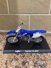 Maisto YAMAHA YZ - 400F 1-18
