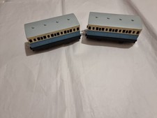 Thomas The Tank Engine & Friends Trackmaster 2 X SKARLOEY SKARLOEY'S COACH .,.