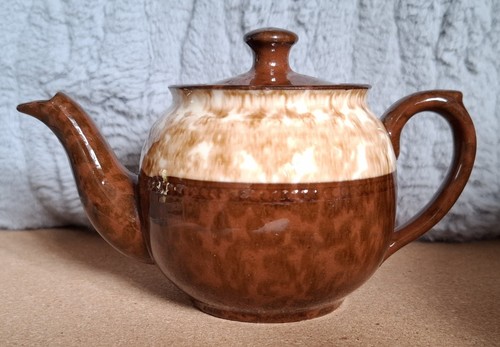 Brown betty teapot - betty, arthur