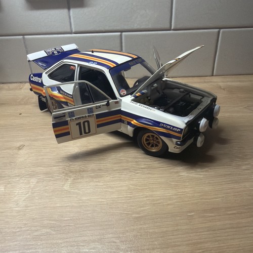 Sunstar ford escort - 1:18,