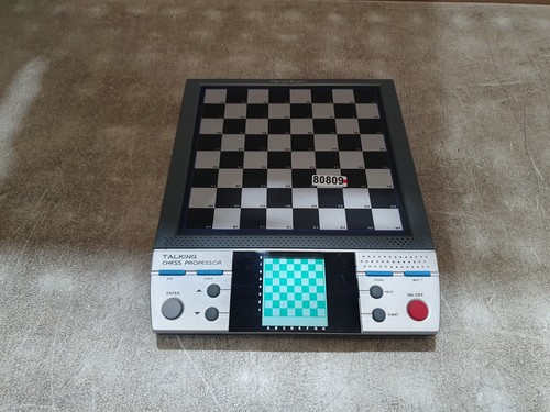 Power brain talking chess - brain,