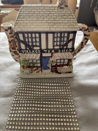 Vintage village tea - village,