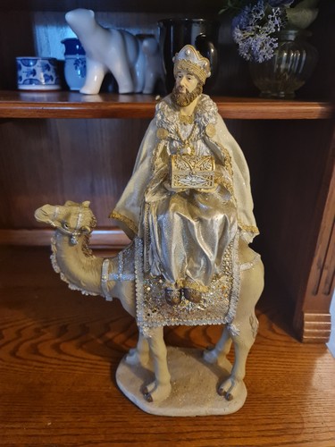 Vintage wize man camel - vintage, on