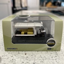 Oxford 76WE001 Express Dairies Electric Milk Float 00 Gauge =1:76 Scale T48 Post