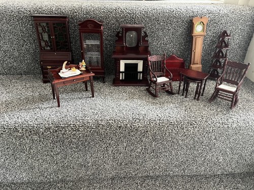 Dolls house scale - house, wooden