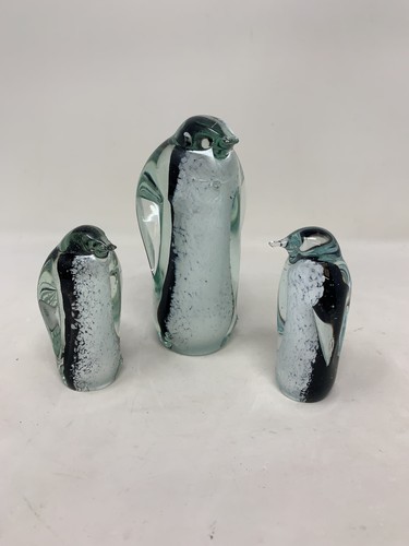 Art glass penguin figurines - glass,