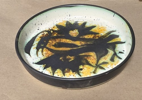 Vintage celtic pottery gold - ,
