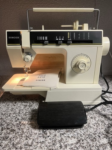 Rare vintage singer 6212c - singer,
