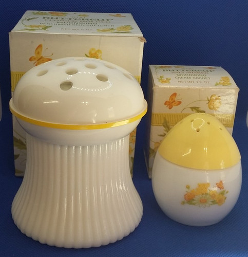 Avon vintage boxed collectable - avon,