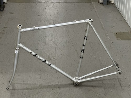 Alan record road - alan, frameset
