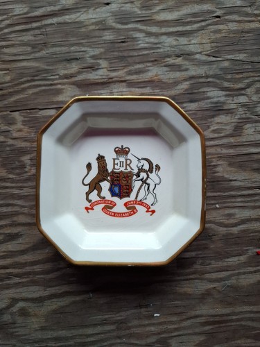 Coronation queen elizabeth - queen,