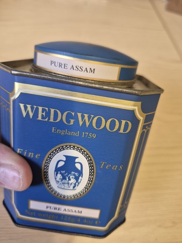 Wedgwood vintage tea tin - wedgwood,