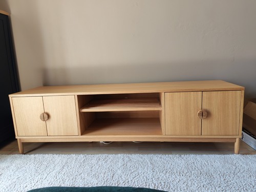 Habitat cornelia stand - cornelia, tv