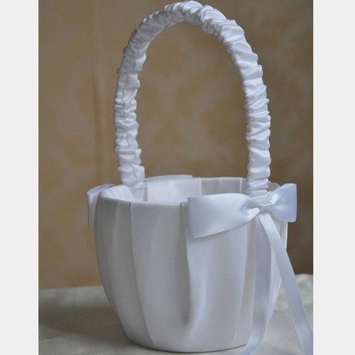 Plain satin knotted flower