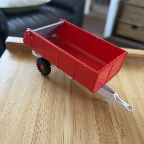 Corgi tipping farm trailer - tipping,