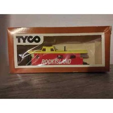 Tyco Rock Island 8 Wheel Caboose HO Scale Train Car Vintage 327-10