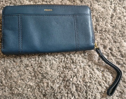 New blue zip around - around, fossil