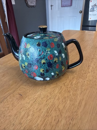 Arthur wood teapot - wood,