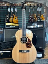 Larrivee 000-44R Legacy Series