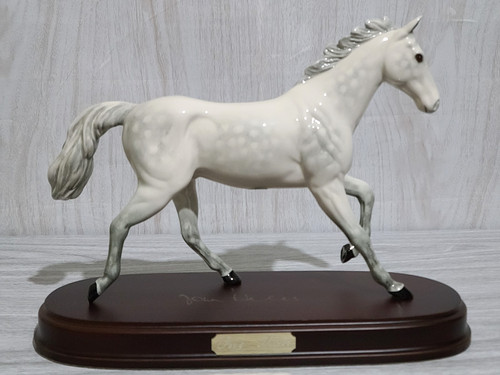Beswick connoisseur model - beswick,