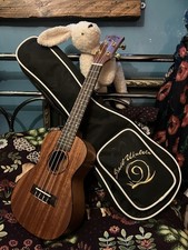 Snail Concert UKC-458 Ukulele