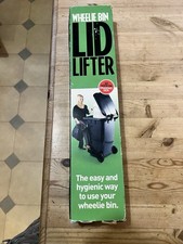 Wheelie Bin Lid Lifter