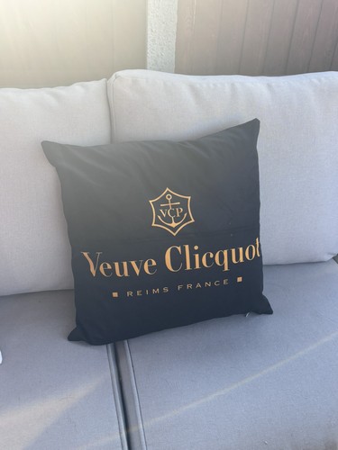 Veuve clicquot navy - veuve,