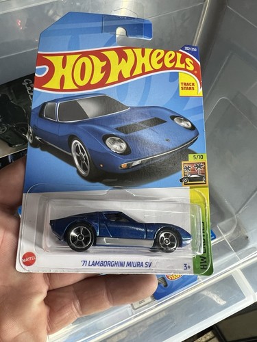 Hot wheels 2022 71 - hot, '71