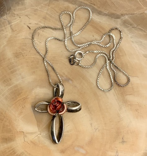 Beautiful vintage sterling - beautiful,