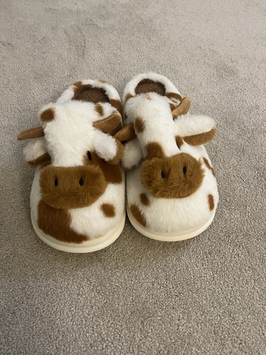 Novelty cow slippers - novelty,