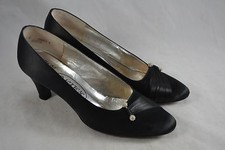 VINTAGE 1970s RAYNE black