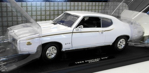 Motor max scale diecast - 1/18,