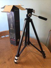 BNIB - Miranda Titan 404 Camera Tripod Strong and Sturdy And Extend to 120cm
