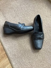 Black wedge Shoes Size 5/38 by Soleflex Leather BNWT Twist Bow On Toe