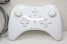 Nintendo Wii U PRO controller