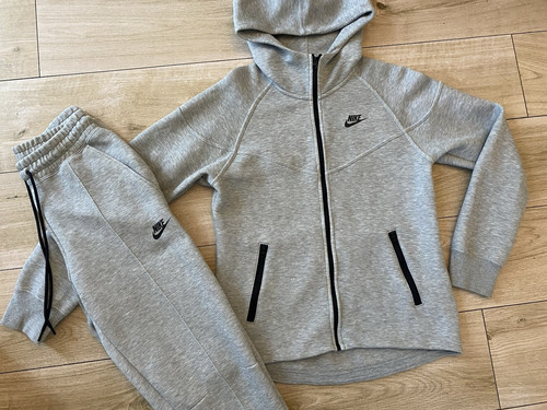 Ladies grey nike tech fleece - grey,