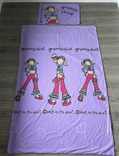Vintage 2000’s Groovy Chick