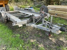 R.M 16 Foot Manual Tilt Bed