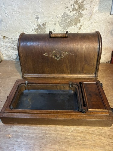 Antique singer sewing machine - singer,