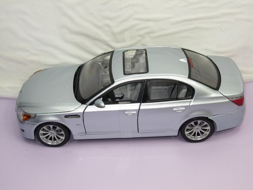 2008 bmw e60 - m5,