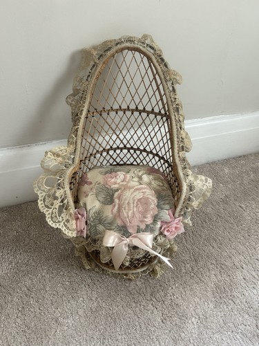 Vintage wicker peacock - peacock, back