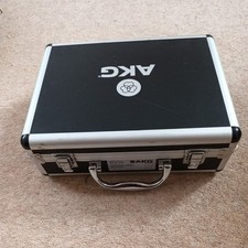 AKG C214 Professional Large Diaphragm Condensor Microphone