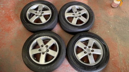 Toyota alloy wheels - toyota, 15”