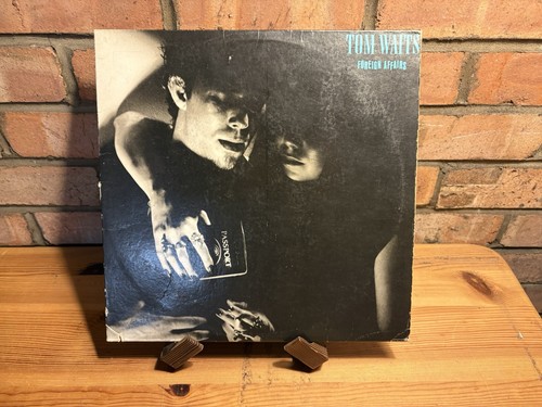 Tom waits foreign affairs - ,