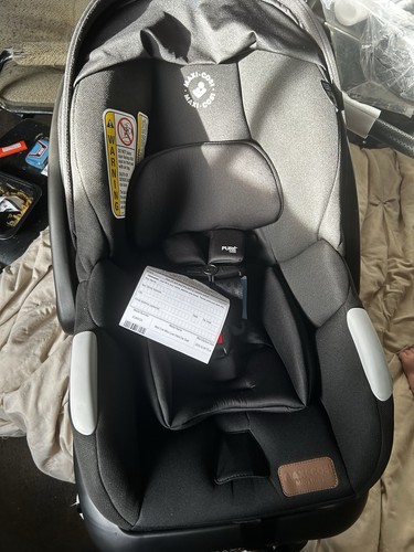 Maxi cosi car seat and - car,