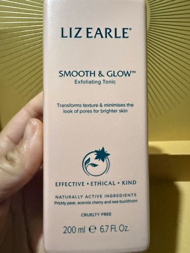 Liz earle smooth - &, glow