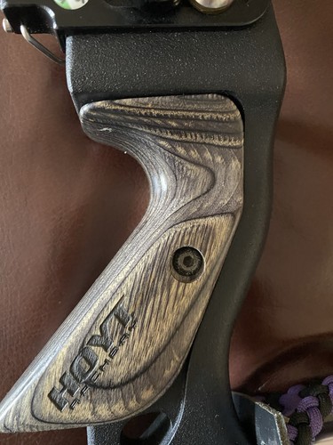 Hoyt recurve riser - recurve,