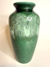 Striking Vintage Retro Green